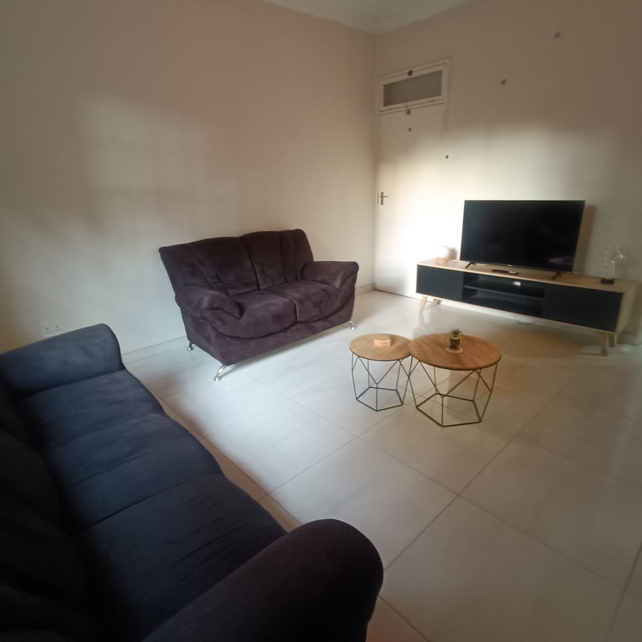 To Let 1 Bedroom Property for Rent in Linden Gauteng