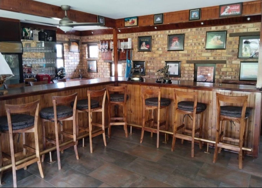 4 Bedroom Property for Sale in Brackendowns Gauteng
