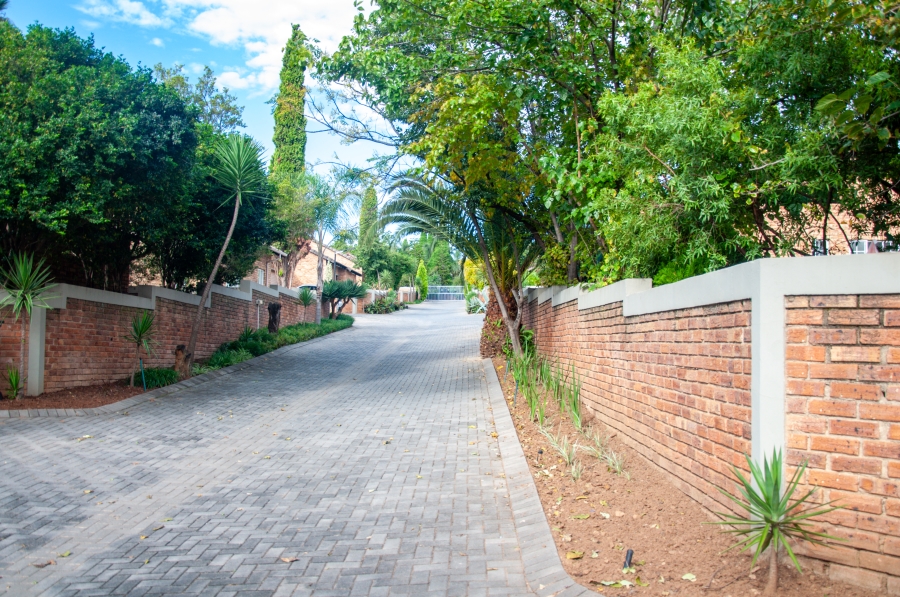 To Let 2 Bedroom Property for Rent in Kyalami Hills Gauteng