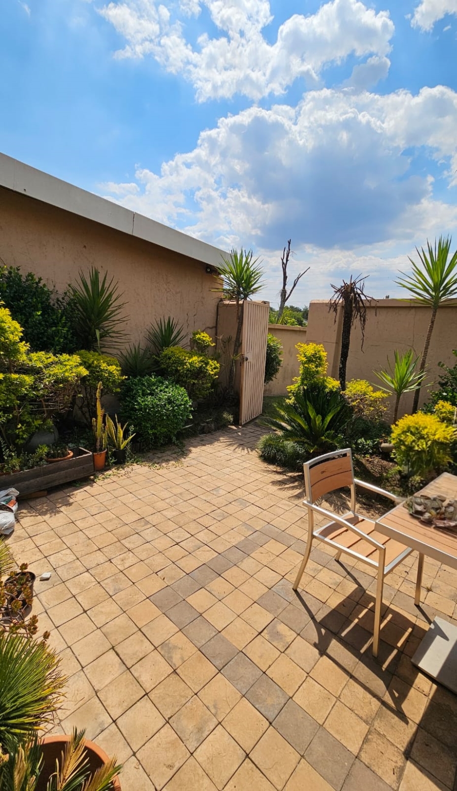 2 Bedroom Property for Sale in Woodmead Gauteng