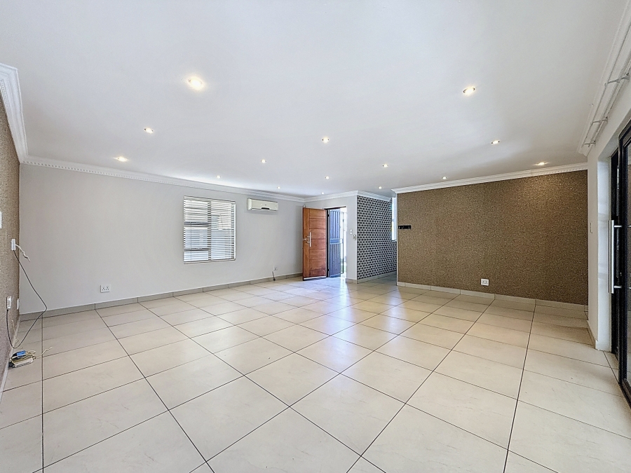 4 Bedroom Property for Sale in Equestria Gauteng