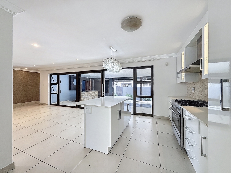 4 Bedroom Property for Sale in Equestria Gauteng