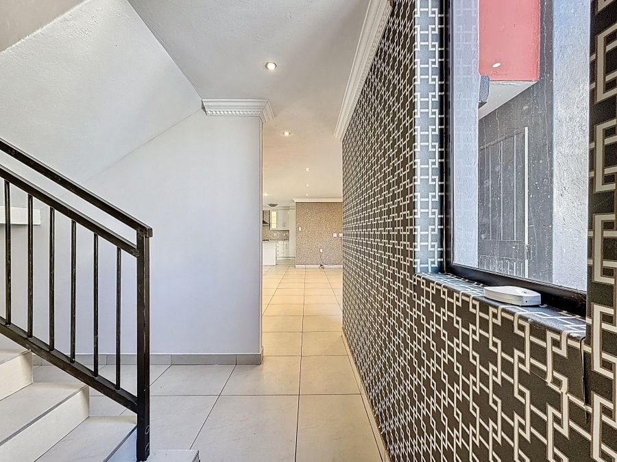 4 Bedroom Property for Sale in Equestria Gauteng