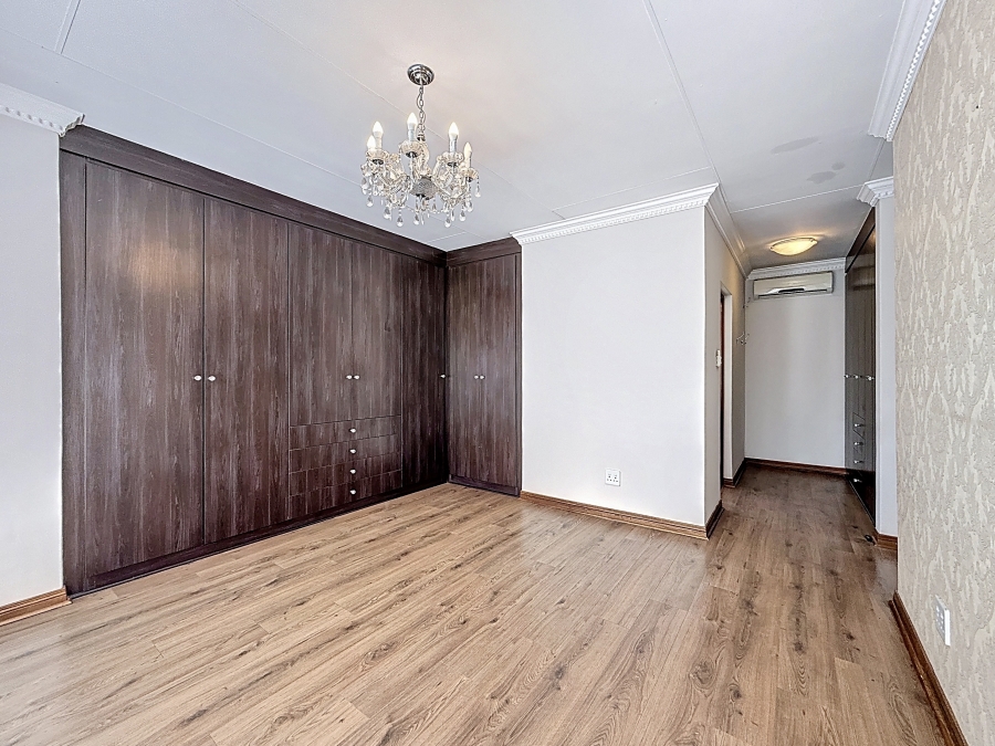 4 Bedroom Property for Sale in Equestria Gauteng