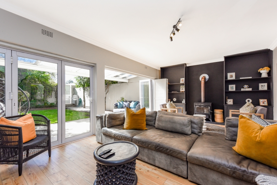 3 Bedroom Property for Sale in Petervale Gauteng