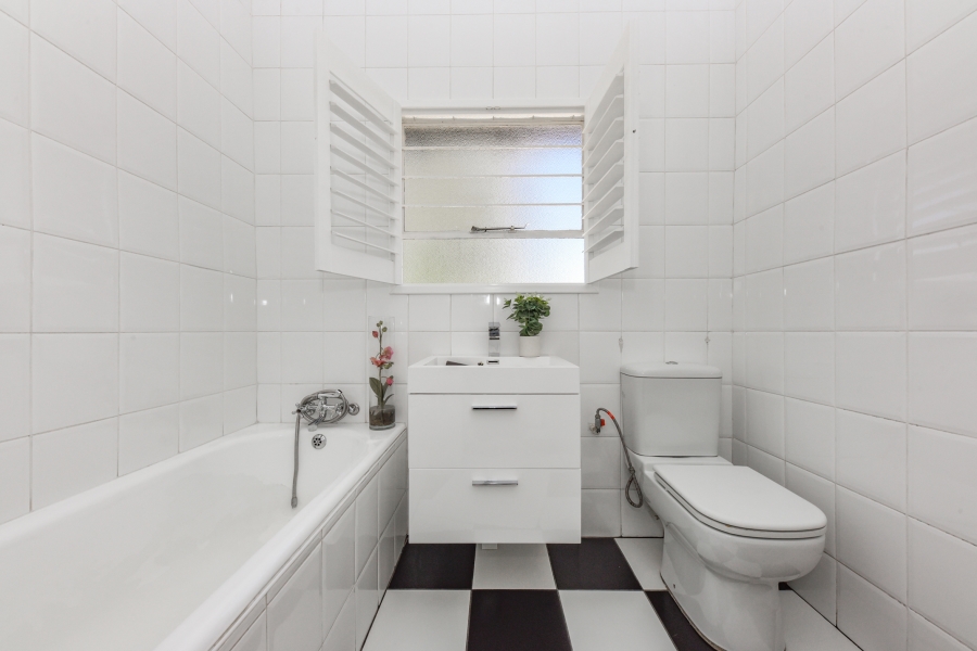 3 Bedroom Property for Sale in Petervale Gauteng