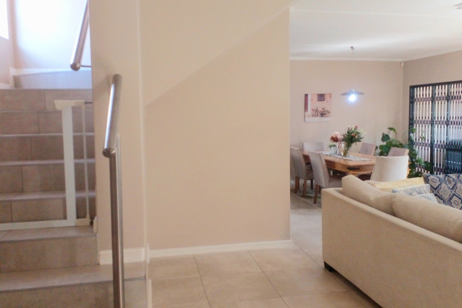 3 Bedroom Property for Sale in Blackheath Gauteng