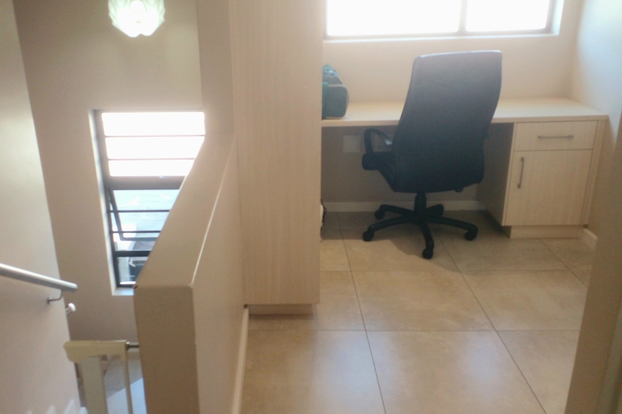 3 Bedroom Property for Sale in Blackheath Gauteng