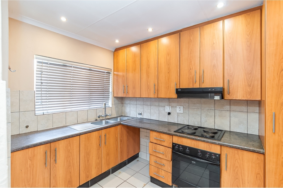 2 Bedroom Property for Sale in Eden Glen Gauteng