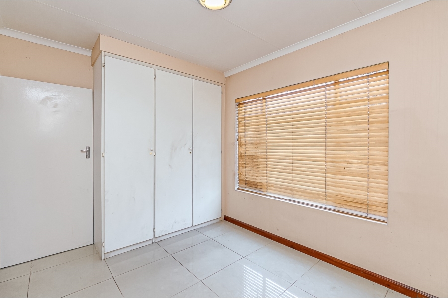 2 Bedroom Property for Sale in Eden Glen Gauteng