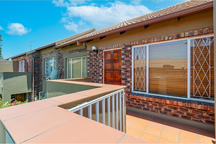 2 Bedroom Property for Sale in Eden Glen Gauteng