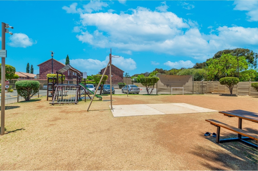 2 Bedroom Property for Sale in Eden Glen Gauteng