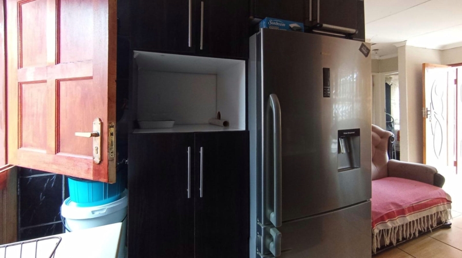 2 Bedroom Property for Sale in Mabopane Gauteng
