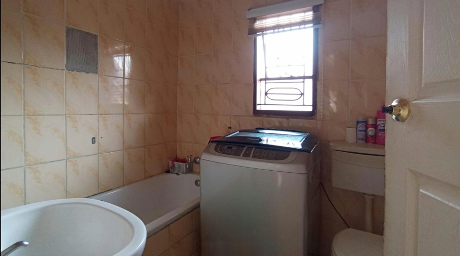 2 Bedroom Property for Sale in Mabopane Gauteng