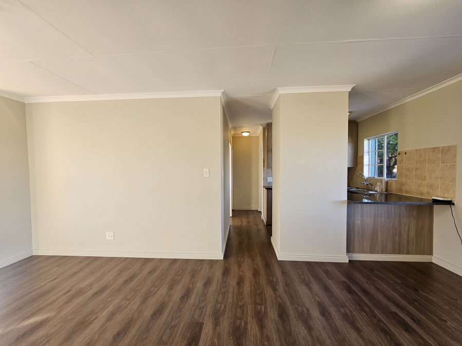 2 Bedroom Property for Sale in Rietvalleirand Gauteng