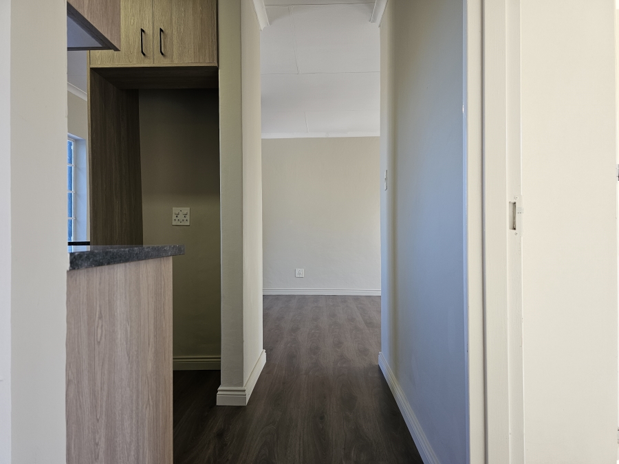 2 Bedroom Property for Sale in Rietvalleirand Gauteng