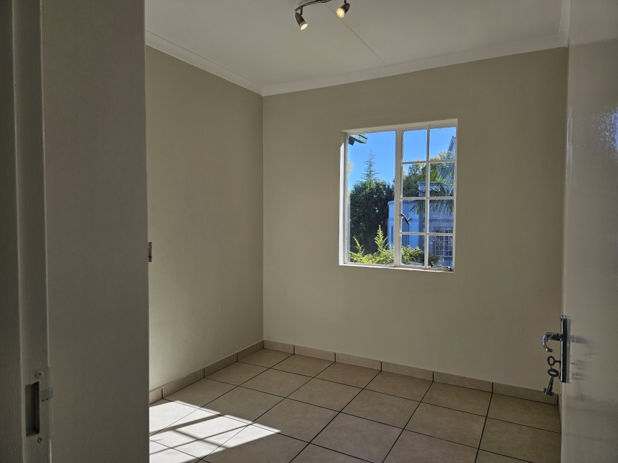2 Bedroom Property for Sale in Rietvalleirand Gauteng