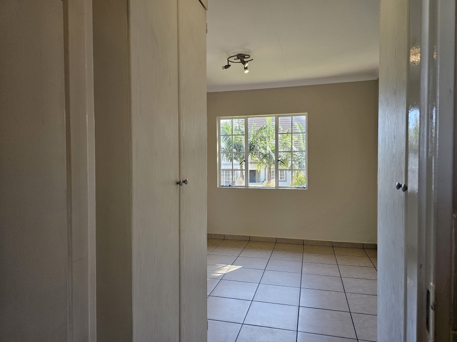 2 Bedroom Property for Sale in Rietvalleirand Gauteng