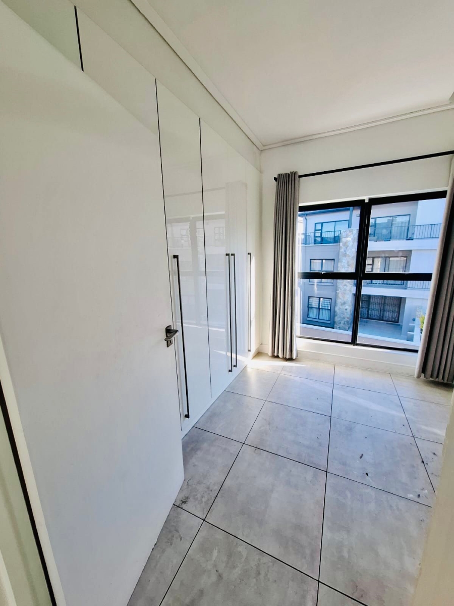 2 Bedroom Property for Sale in Waterfall Gauteng