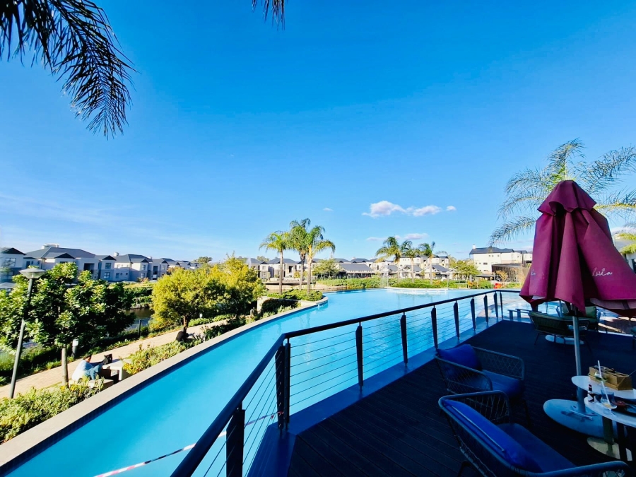 2 Bedroom Property for Sale in Waterfall Gauteng