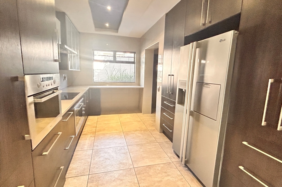 4 Bedroom Property for Sale in Brooklyn Gauteng