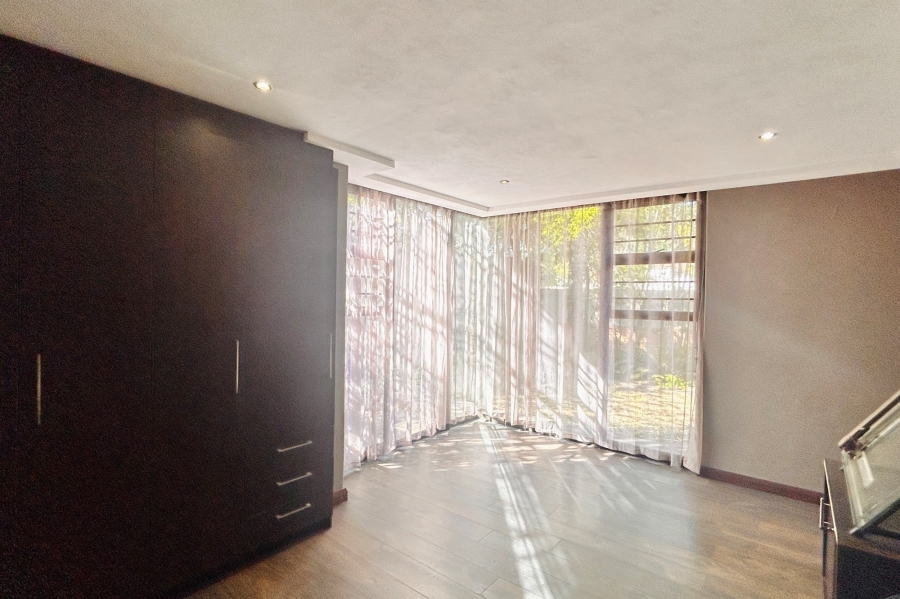 4 Bedroom Property for Sale in Brooklyn Gauteng