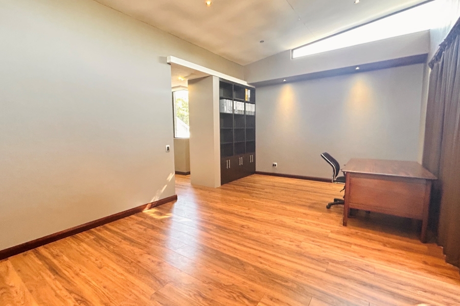 4 Bedroom Property for Sale in Brooklyn Gauteng