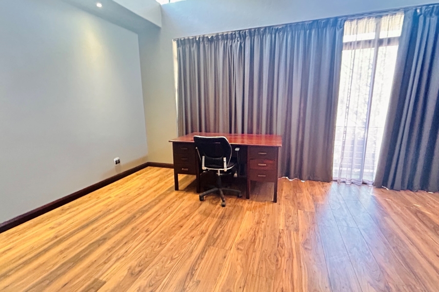 4 Bedroom Property for Sale in Brooklyn Gauteng