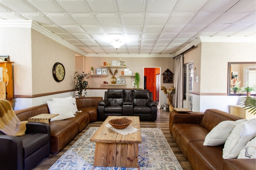 4 Bedroom Property for Sale in Wierda Park Gauteng
