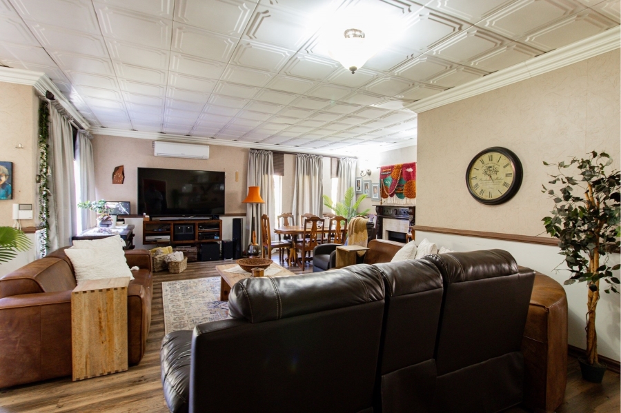 4 Bedroom Property for Sale in Wierda Park Gauteng