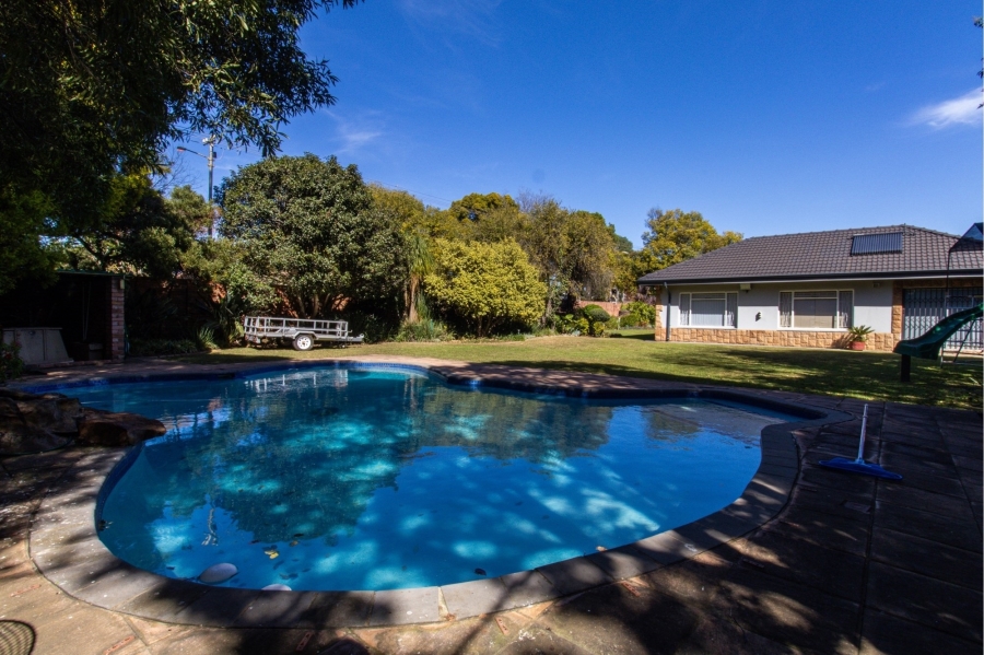 4 Bedroom Property for Sale in Wierda Park Gauteng