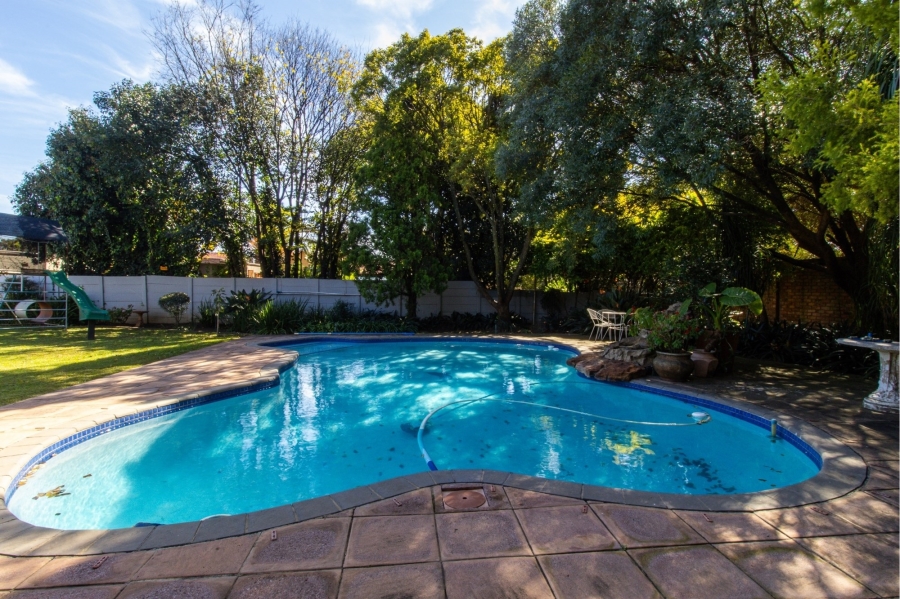 4 Bedroom Property for Sale in Wierda Park Gauteng