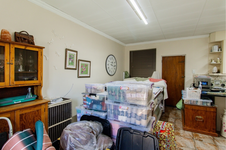 4 Bedroom Property for Sale in Wierda Park Gauteng