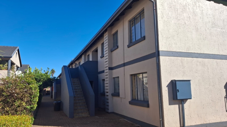 2 Bedroom Property for Sale in Ekklesia Gauteng