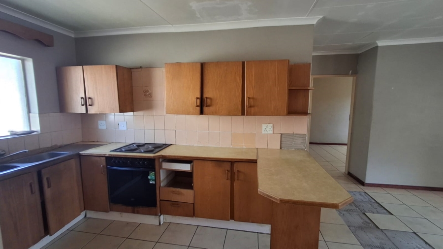 2 Bedroom Property for Sale in Ekklesia Gauteng