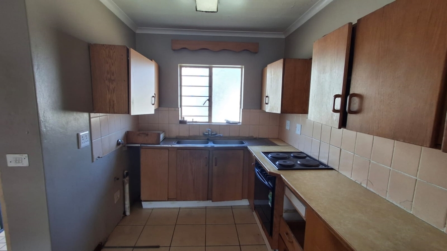 2 Bedroom Property for Sale in Ekklesia Gauteng