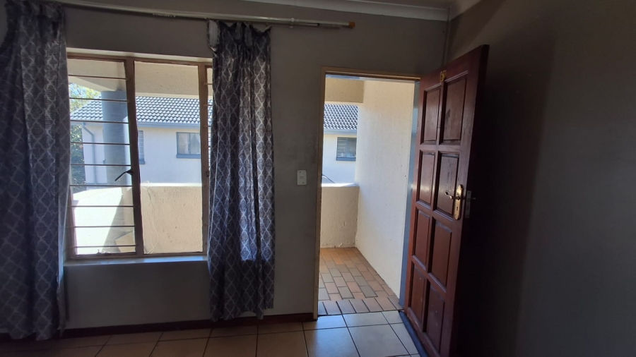 2 Bedroom Property for Sale in Ekklesia Gauteng