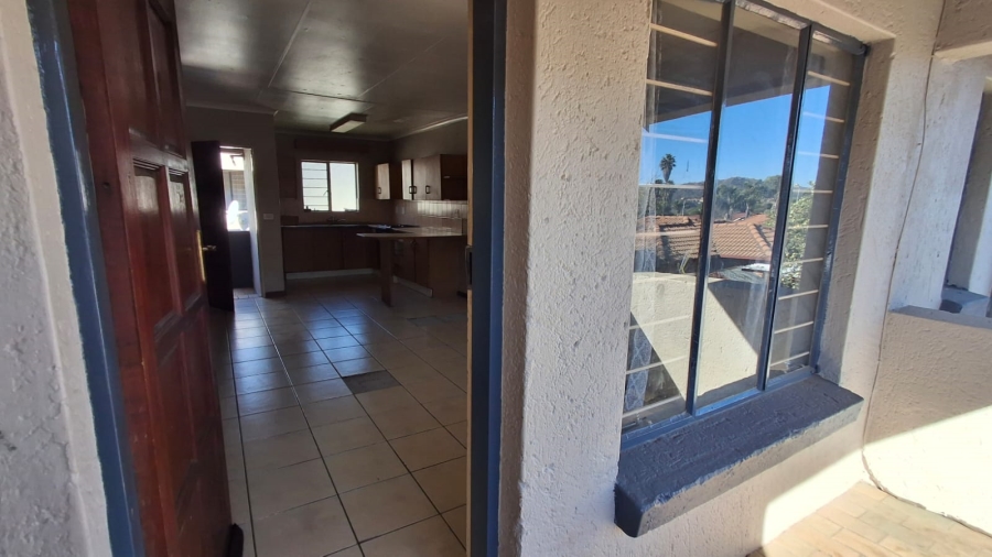 2 Bedroom Property for Sale in Ekklesia Gauteng