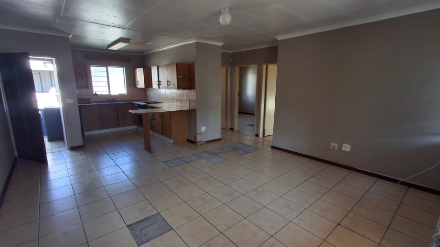 2 Bedroom Property for Sale in Ekklesia Gauteng
