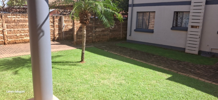 2 Bedroom Property for Sale in Ekklesia Gauteng