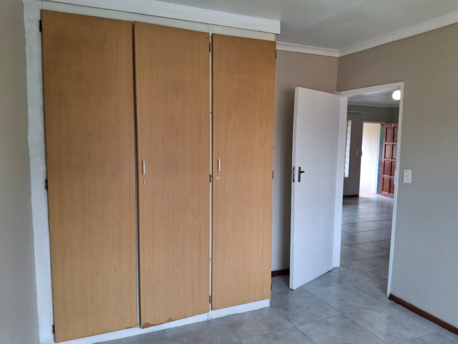 2 Bedroom Property for Sale in Ekklesia Gauteng