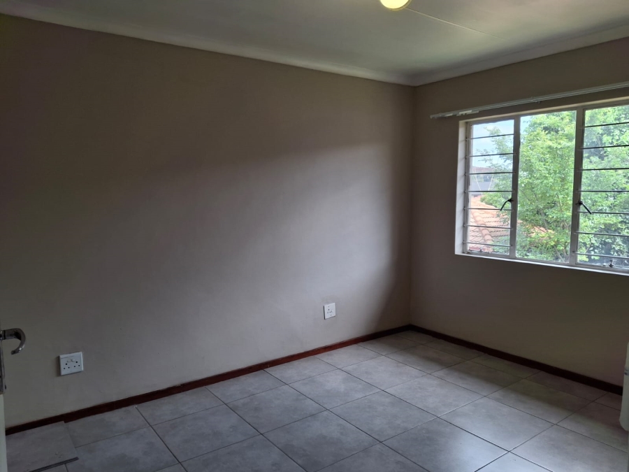 2 Bedroom Property for Sale in Ekklesia Gauteng