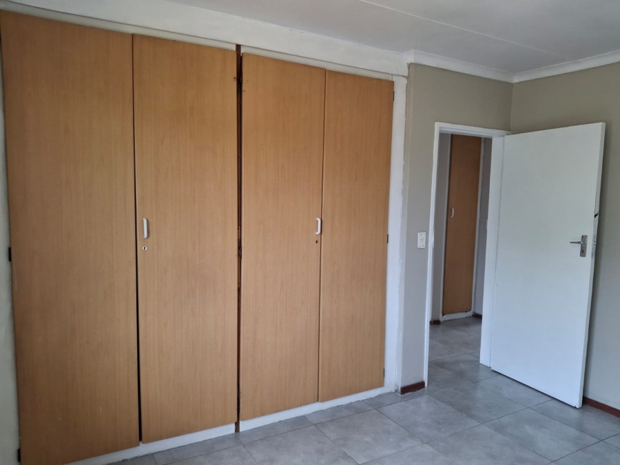 2 Bedroom Property for Sale in Ekklesia Gauteng