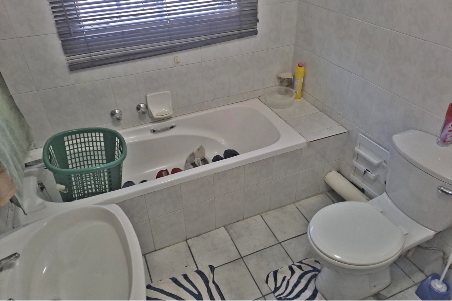 3 Bedroom Property for Sale in The Reeds Gauteng