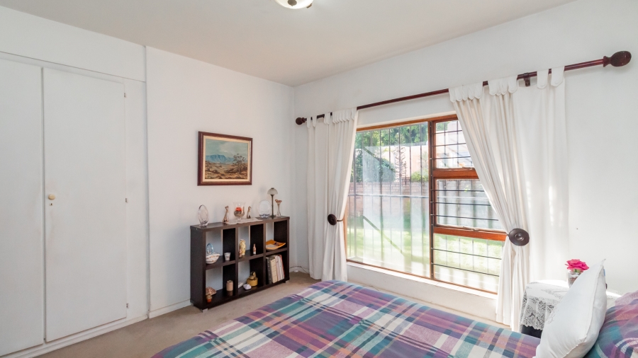 3 Bedroom Property for Sale in Faerie Glen Gauteng