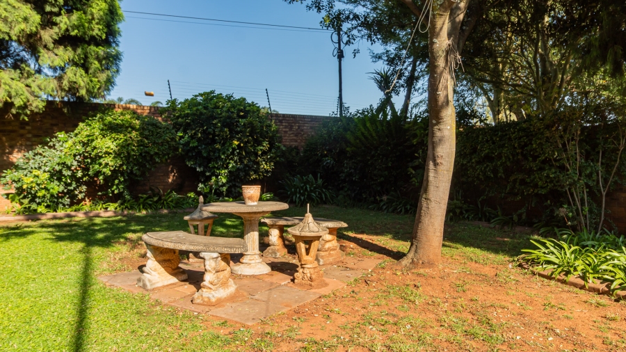 3 Bedroom Property for Sale in Faerie Glen Gauteng