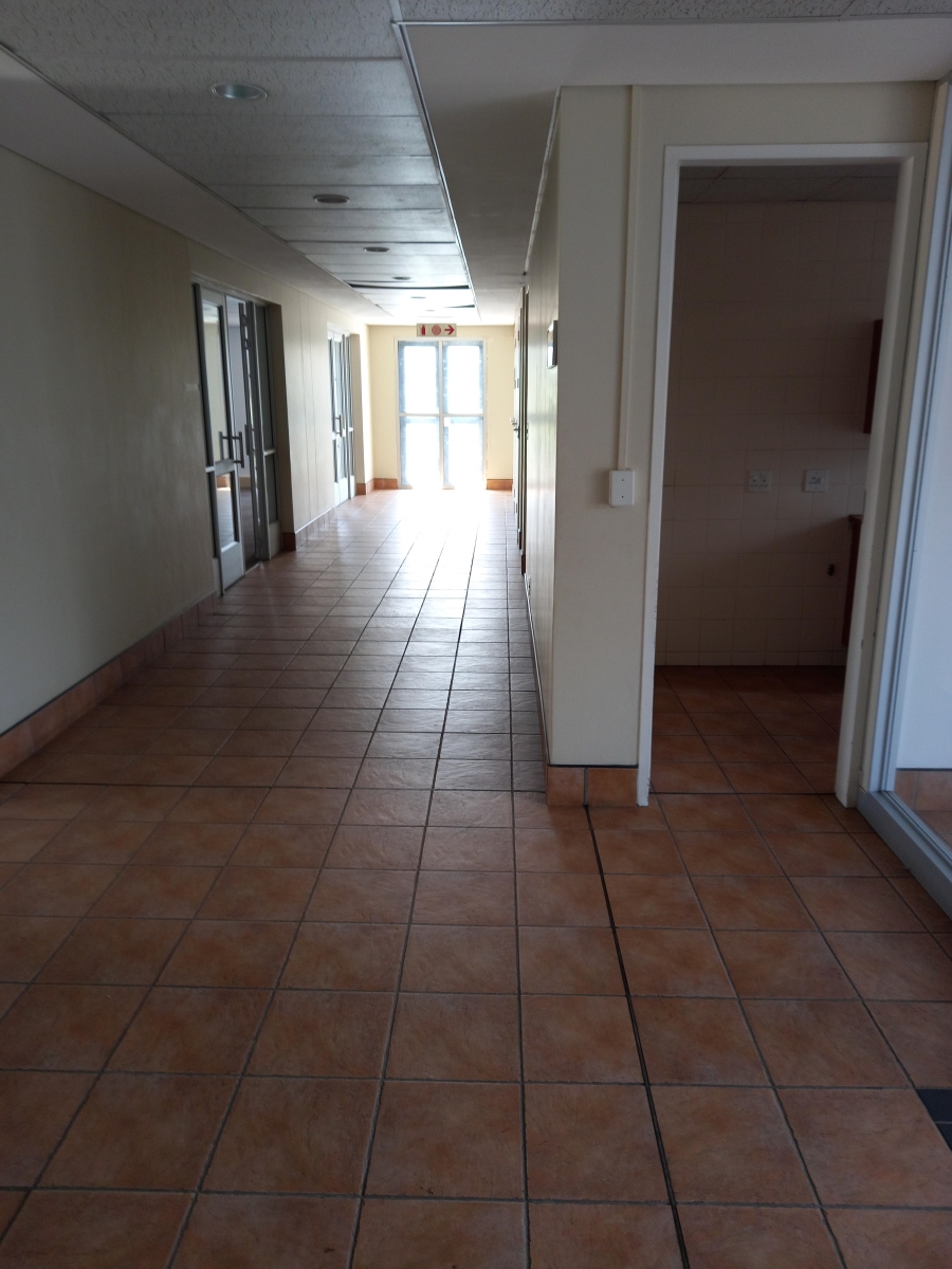 To Let commercial Property for Rent in Randjespark Gauteng
