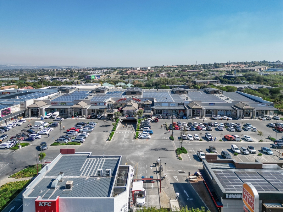To Let commercial Property for Rent in Halfway House Estates Gauteng
