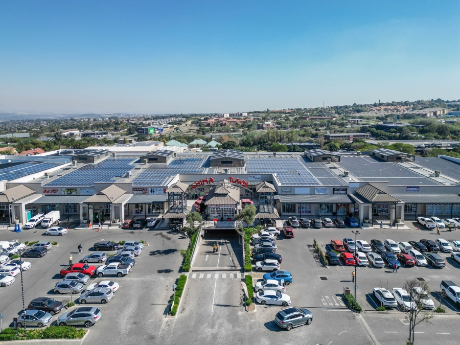 To Let commercial Property for Rent in Halfway House Estates Gauteng