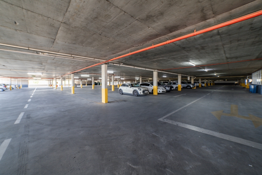 To Let commercial Property for Rent in Halfway House Estates Gauteng